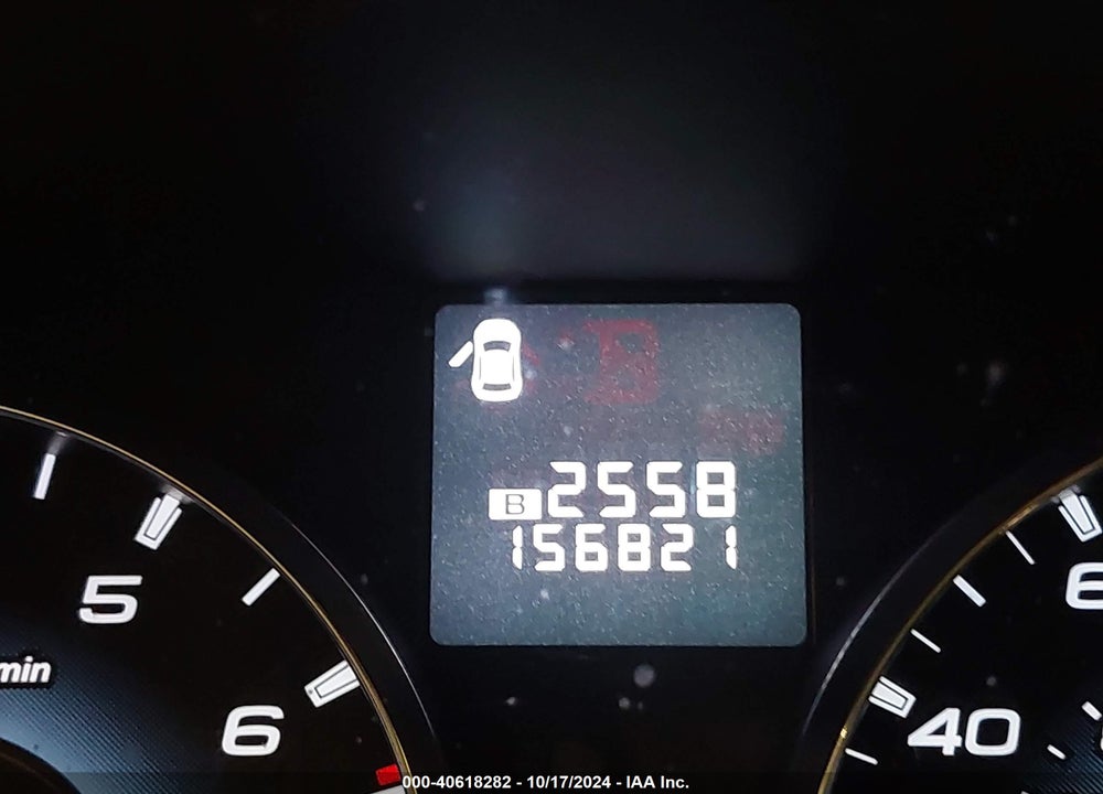 2011 SUBARU LEGACY 2.5I PREMIUM VIN: 4S3BMCC66B3232196