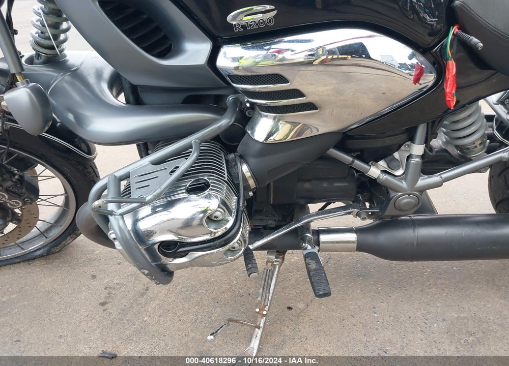 2001 BMW R1200 C VIN: WB10434A11ZA66160