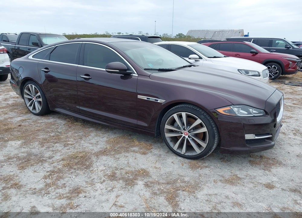 2016 JAGUAR XJ R - SPORT VIN: SAJWA1C76G8W00878