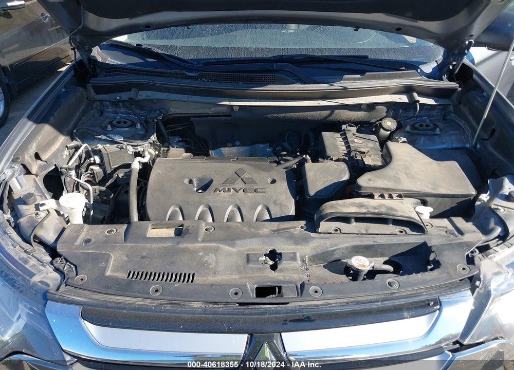 2018 MITSUBISHI OUTLANDER ES VIN: JA4AD2A34JZ055796