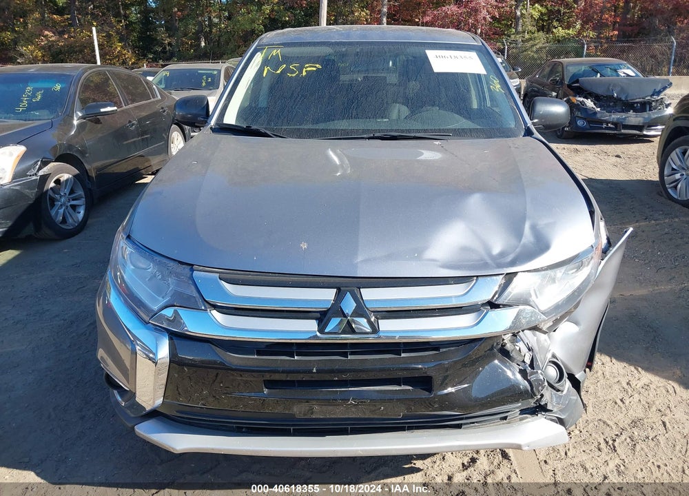 2018 MITSUBISHI OUTLANDER ES VIN: JA4AD2A34JZ055796