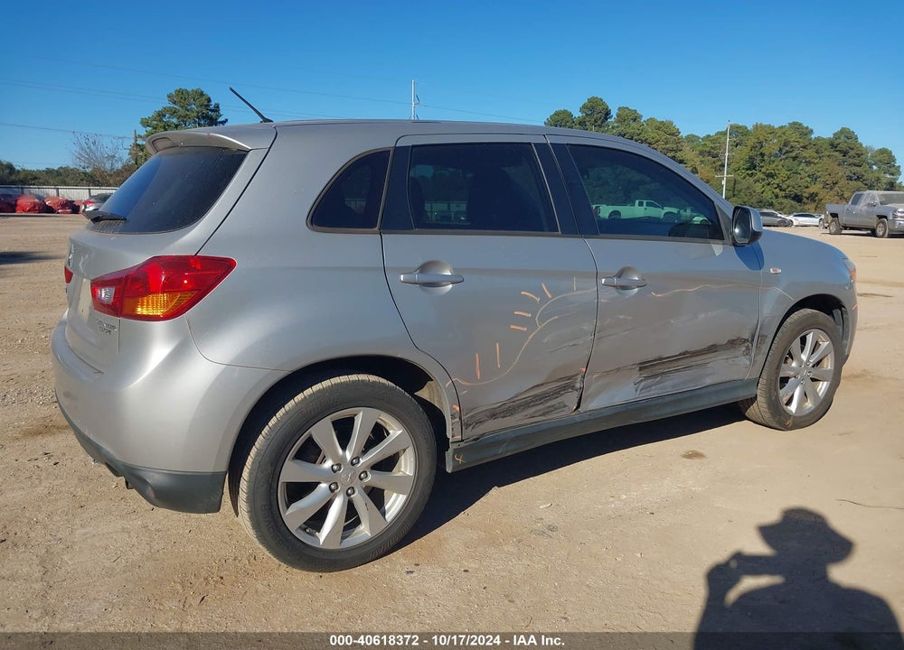 2015 MITSUBISHI OUTLANDER SPORT ES VIN: 4A4AP3AU6FE044270