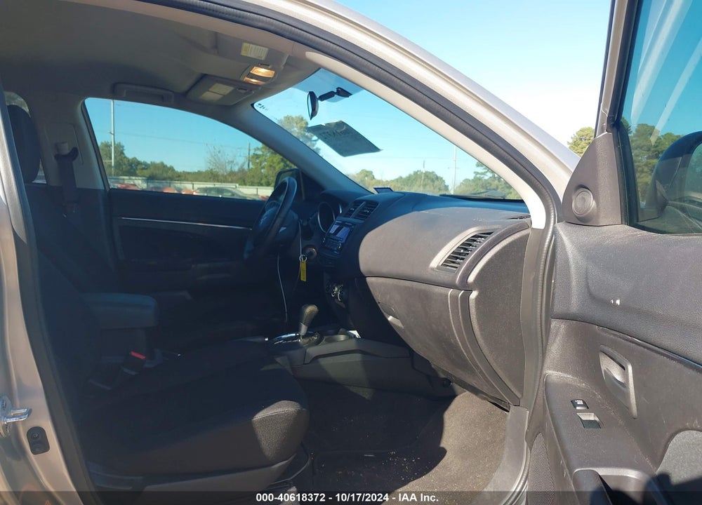 2015 MITSUBISHI OUTLANDER SPORT ES VIN: 4A4AP3AU6FE044270
