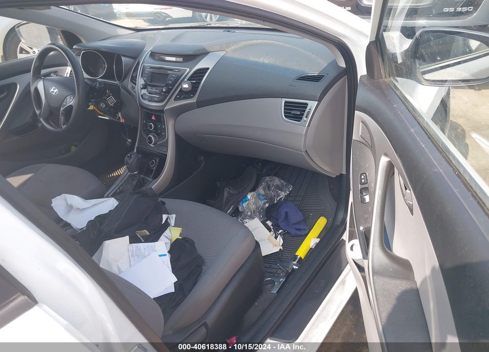 2016 HYUNDAI ELANTRA SE VIN: 5NPDH4AE8GH663339