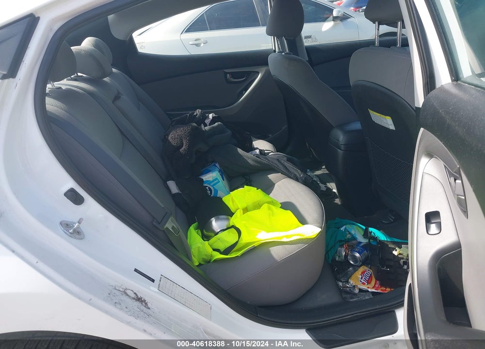 2016 HYUNDAI ELANTRA SE VIN: 5NPDH4AE8GH663339