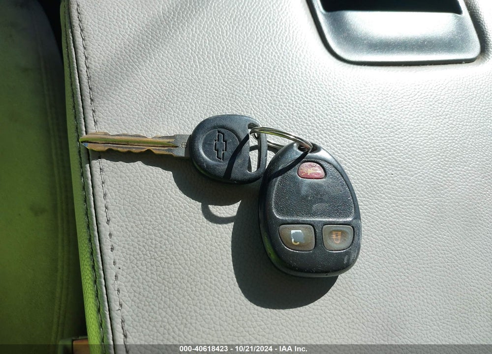 2008 CHEVROLET SILVERADO 1500 VIN: 1GCEK14068Z325758