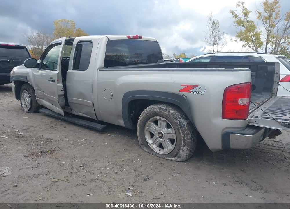 2008 CHEVROLET SILVERADO 1500 LT2 VIN: 2GCEK19J481213955