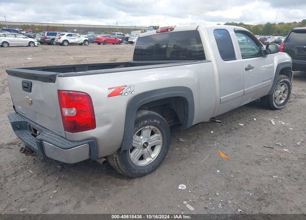 2008 CHEVROLET SILVERADO 1500 LT2 VIN: 2GCEK19J481213955
