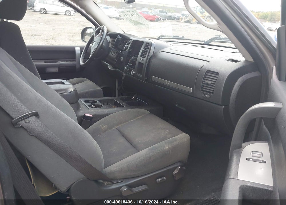 2008 CHEVROLET SILVERADO 1500 LT2 VIN: 2GCEK19J481213955