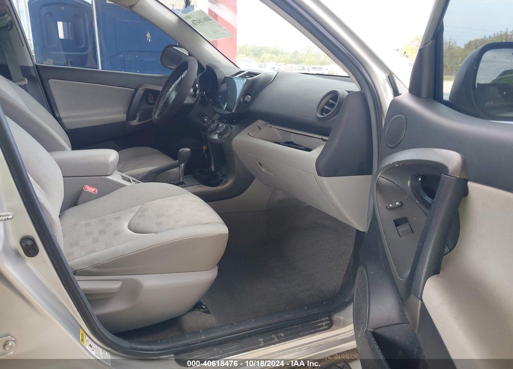 2011 TOYOTA RAV4 VIN: 2T3ZF4DV5BW105764