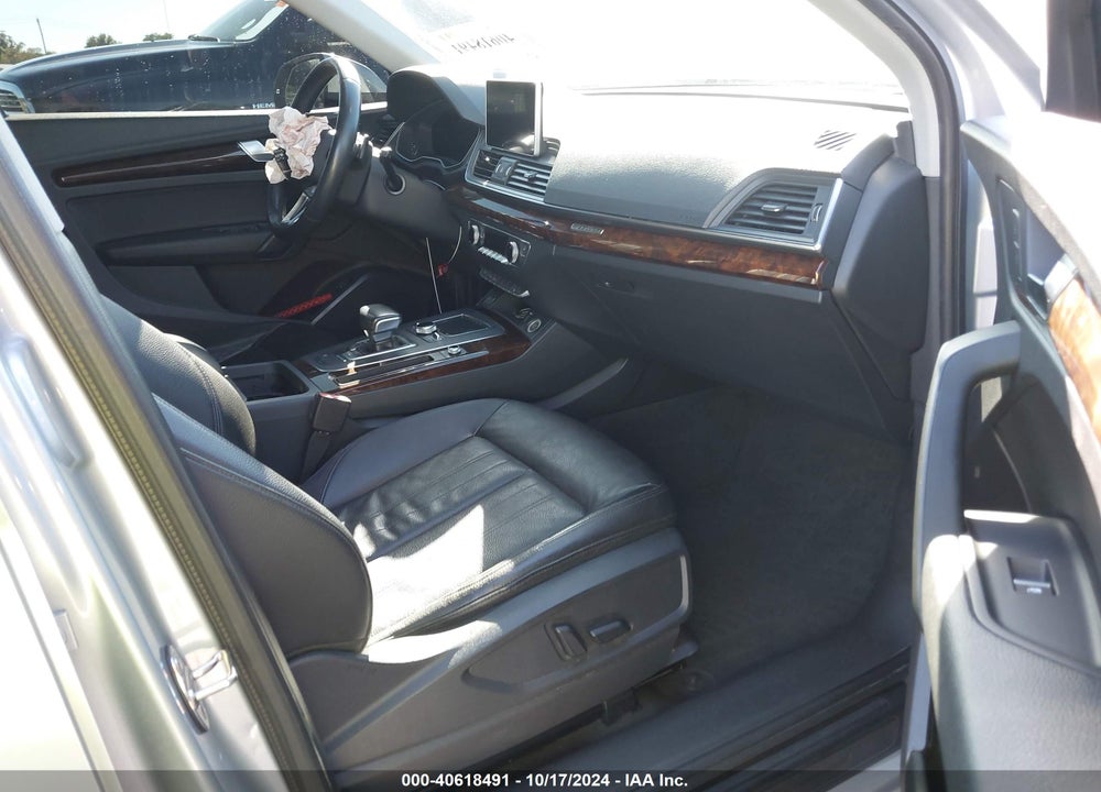 2018 AUDI Q5 2.0T PREMIUM/2.0T TECH PREMIUM VIN: WA1ANAFY1J2156055