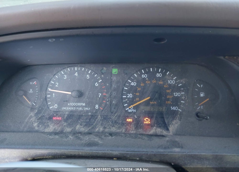 1998 TOYOTA AVALON XL VIN: 4T1BF18B6WU262198