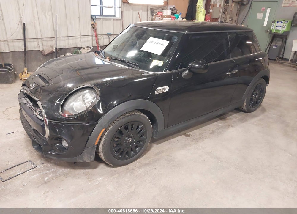 2016 MINI HARDTOP COOPER S VIN: WMWXP7C56G3B33171