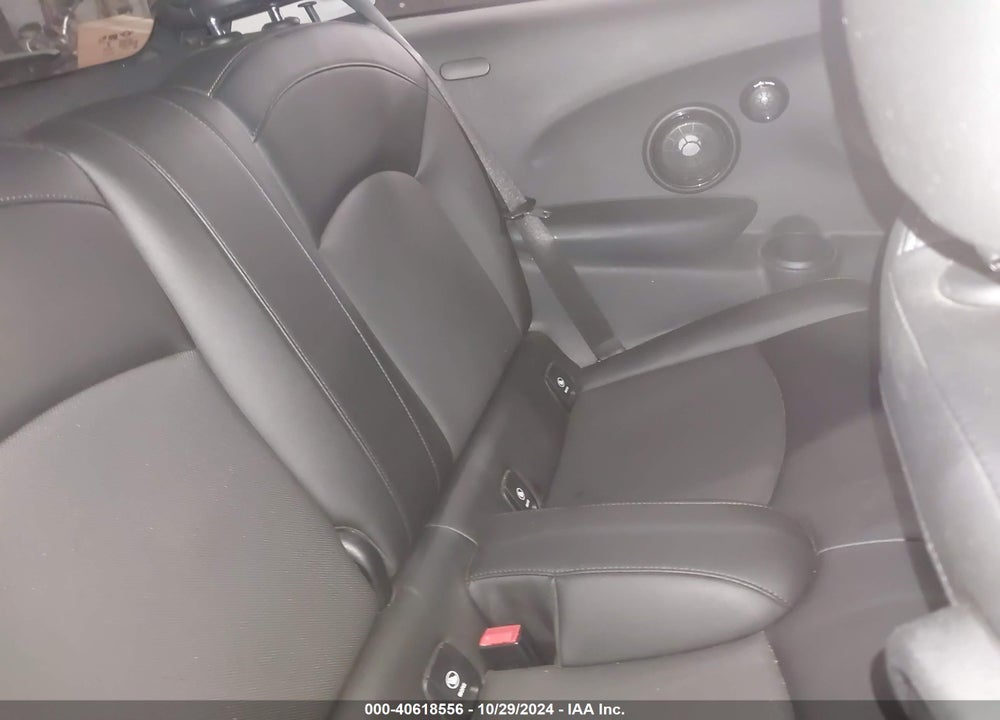 2016 MINI HARDTOP COOPER S VIN: WMWXP7C56G3B33171