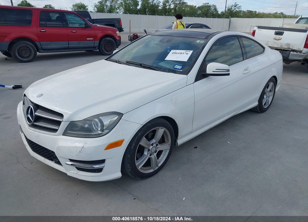 2015 MERCEDES-BENZ C 250 VIN: WDDGJ4HB0FG440735