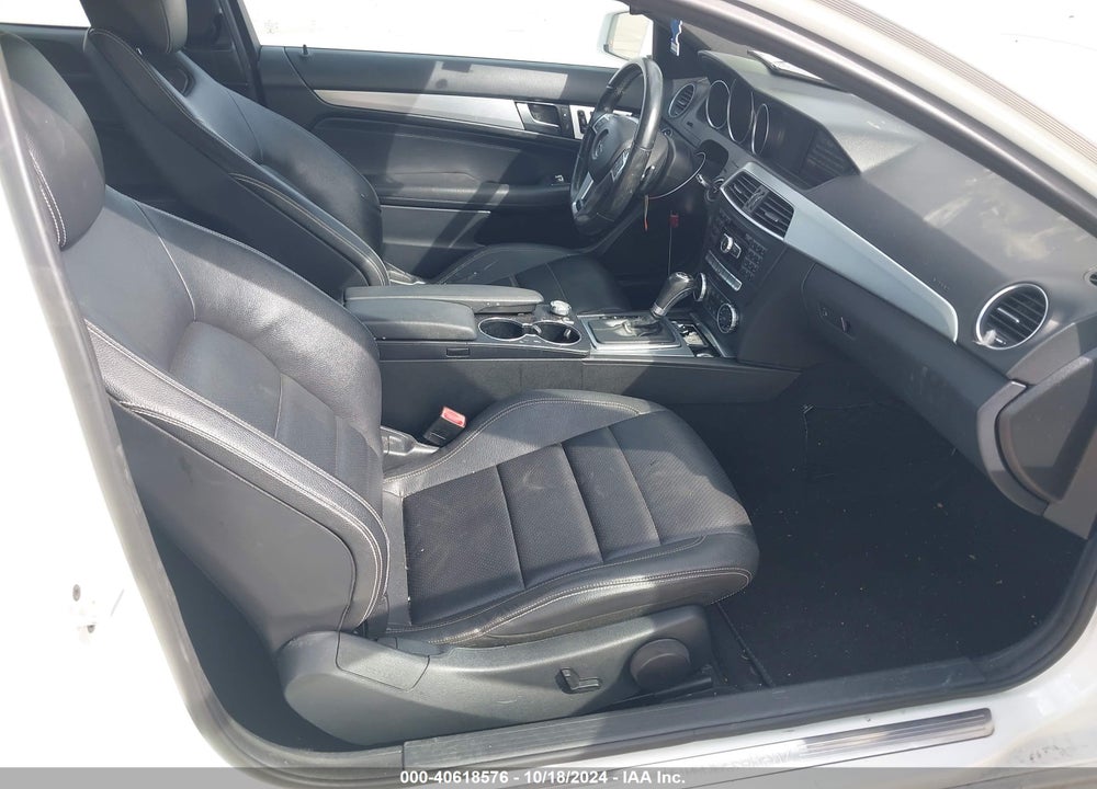 2015 MERCEDES-BENZ C 250 VIN: WDDGJ4HB0FG440735