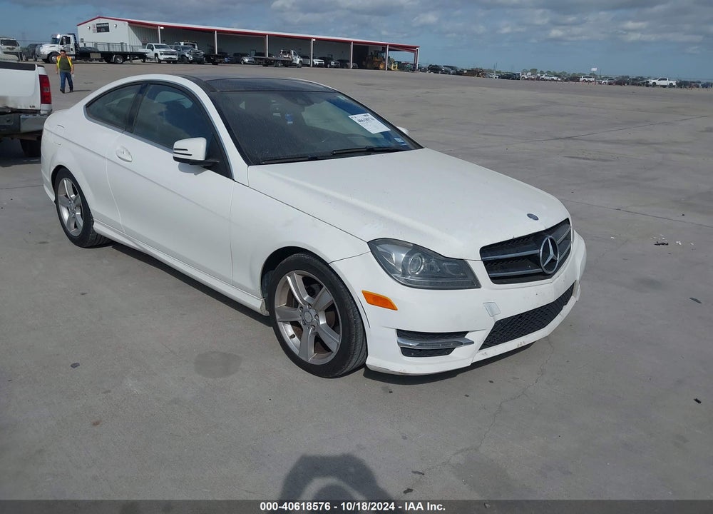 2015 MERCEDES-BENZ C 250 VIN: WDDGJ4HB0FG440735