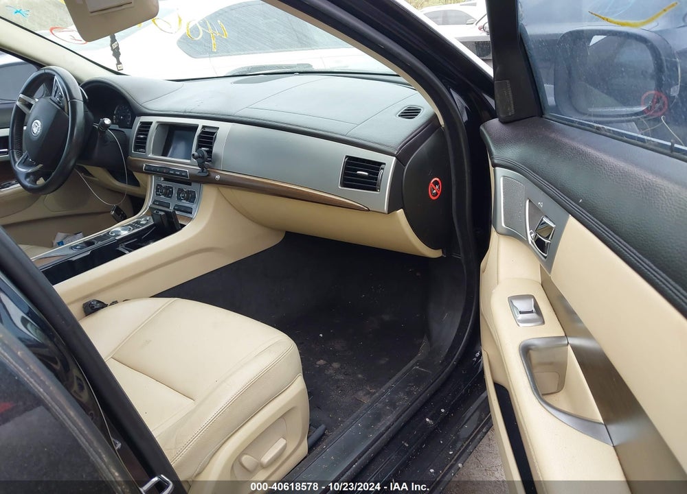 2013 JAGUAR XF I4 T VIN: SAJWA0ES8DPS64096