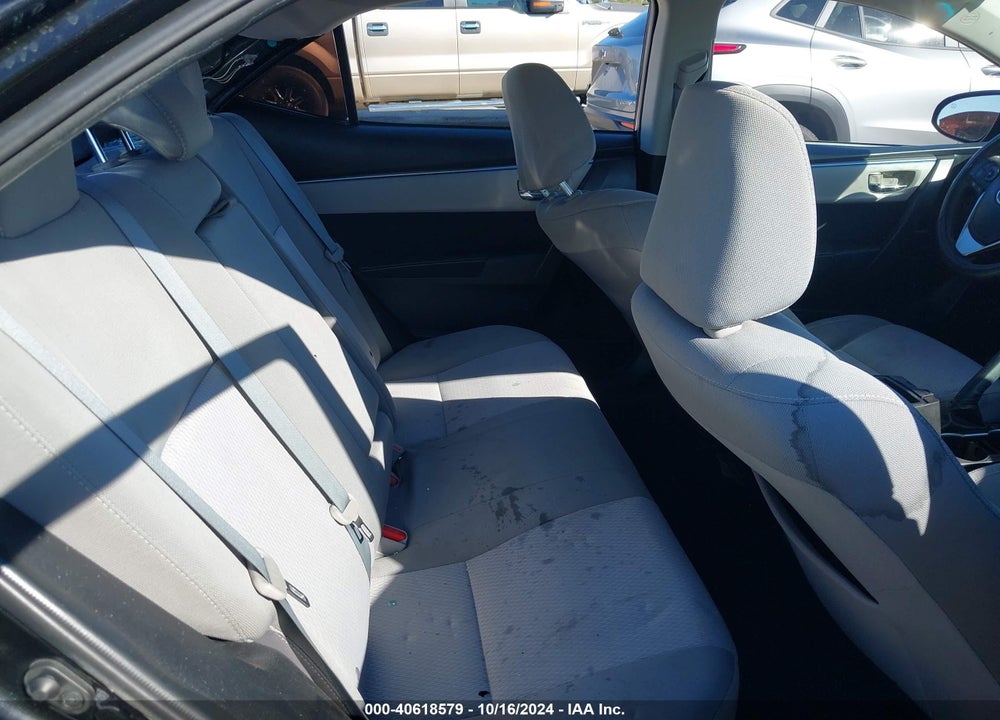 2015 TOYOTA COROLLA LE VIN: 5YFBURHE9FP213531