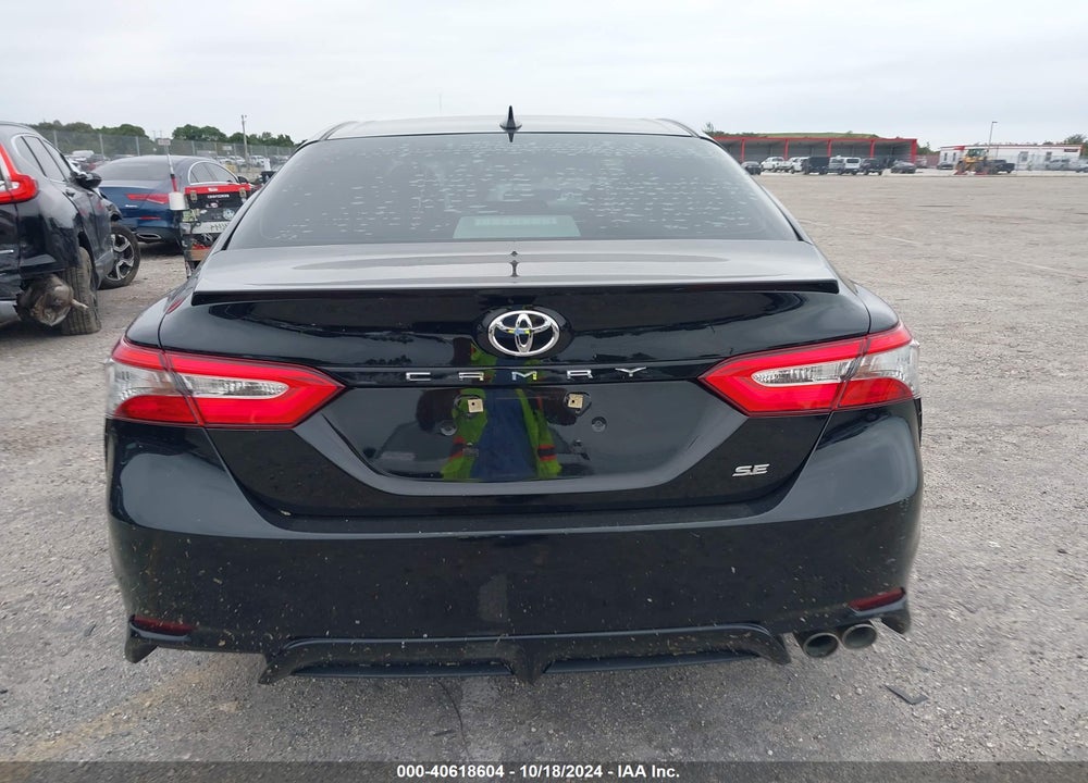 2019 TOYOTA CAMRY SE VIN: 4T1B11HK5KU225202