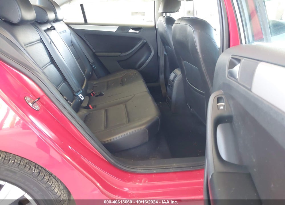2013 VOLKSWAGEN JETTA 2.5L SE VIN: 3VWDP7AJ7DM287057