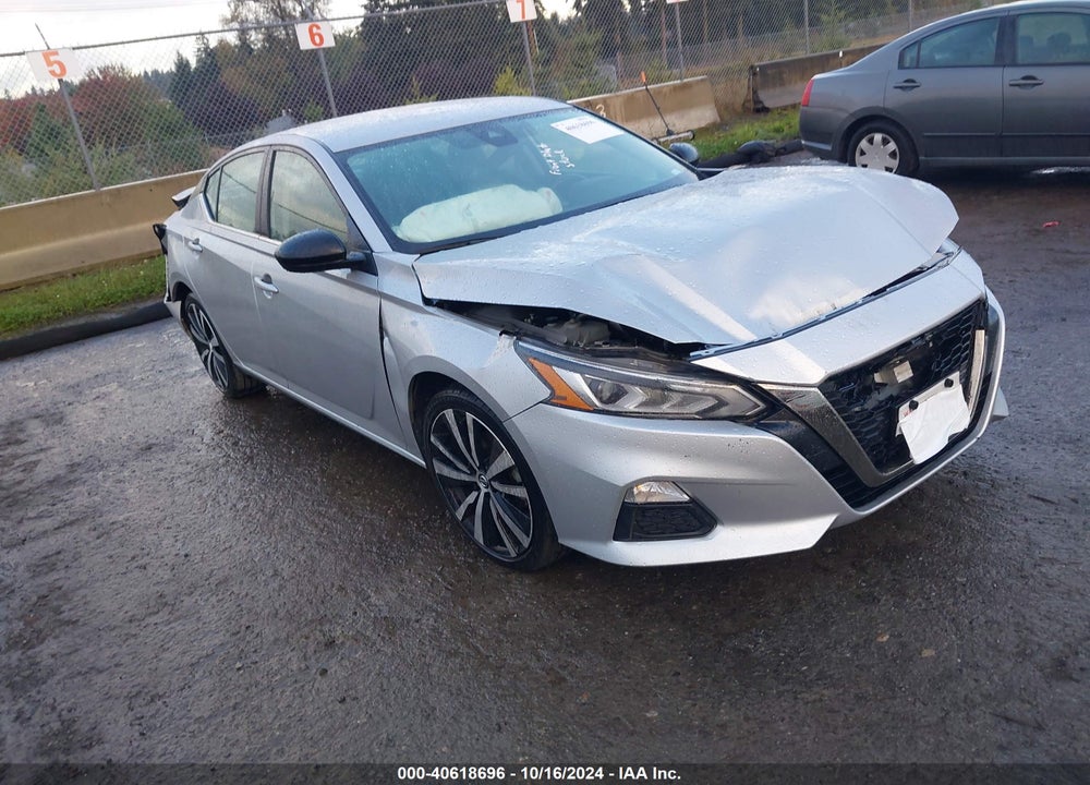 2022 NISSAN ALTIMA SR FWD VIN: 1N4BL4CV6NN389676