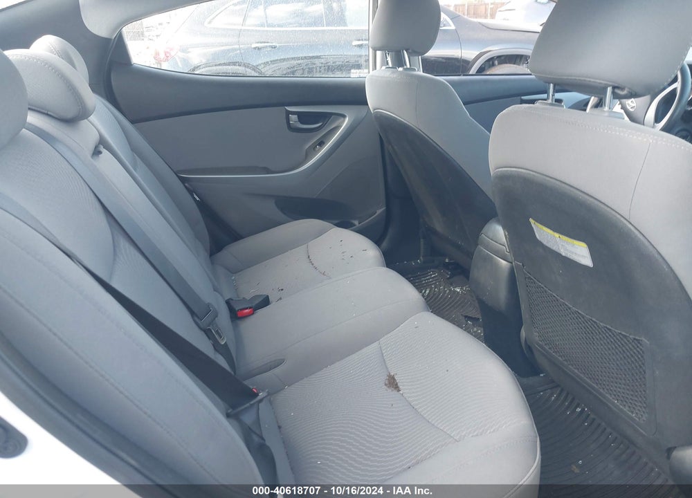 2016 HYUNDAI ELANTRA SE VIN: 5NPDH4AE2GH727472