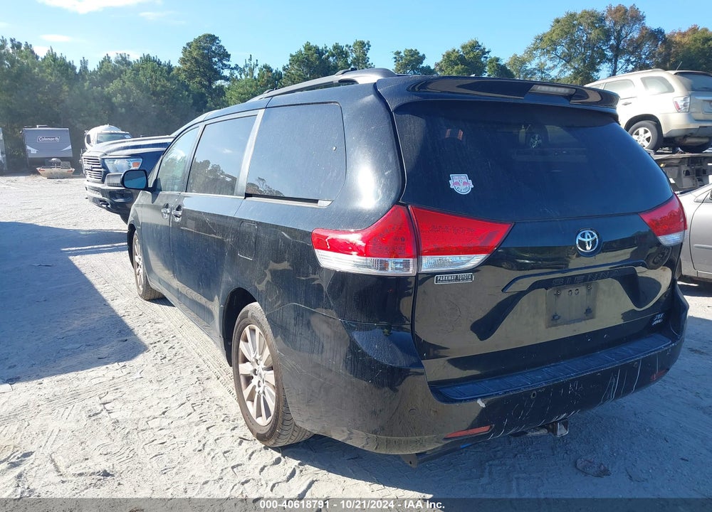 2011 TOYOTA SIENNA XLE LIMITED VIN: 5TDDK3DC7BS013118