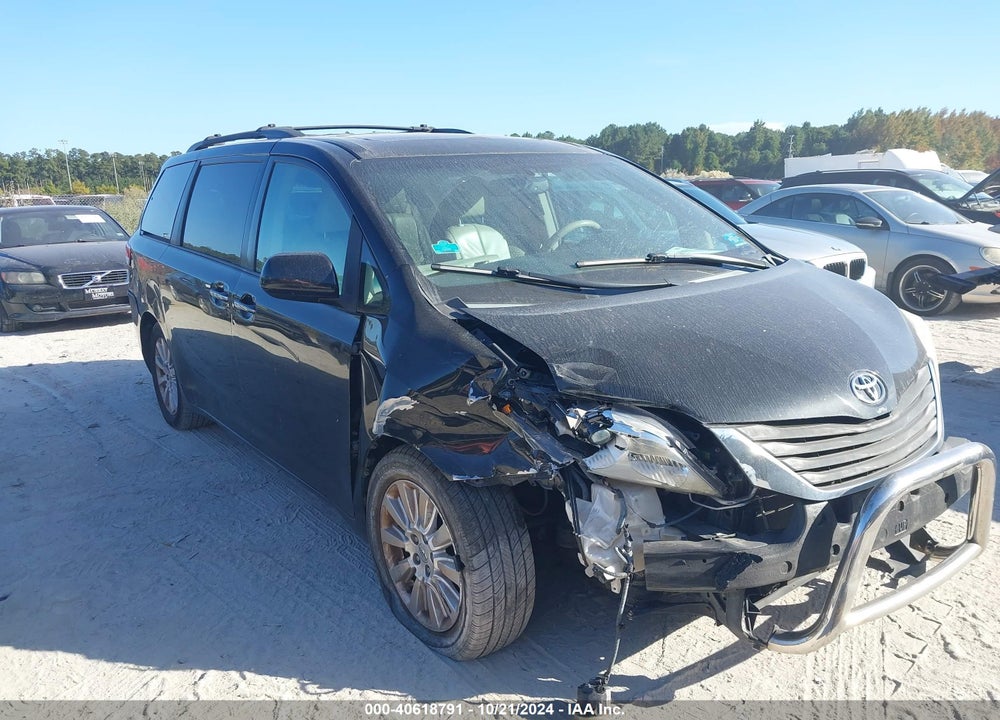 2011 TOYOTA SIENNA XLE LIMITED VIN: 5TDDK3DC7BS013118