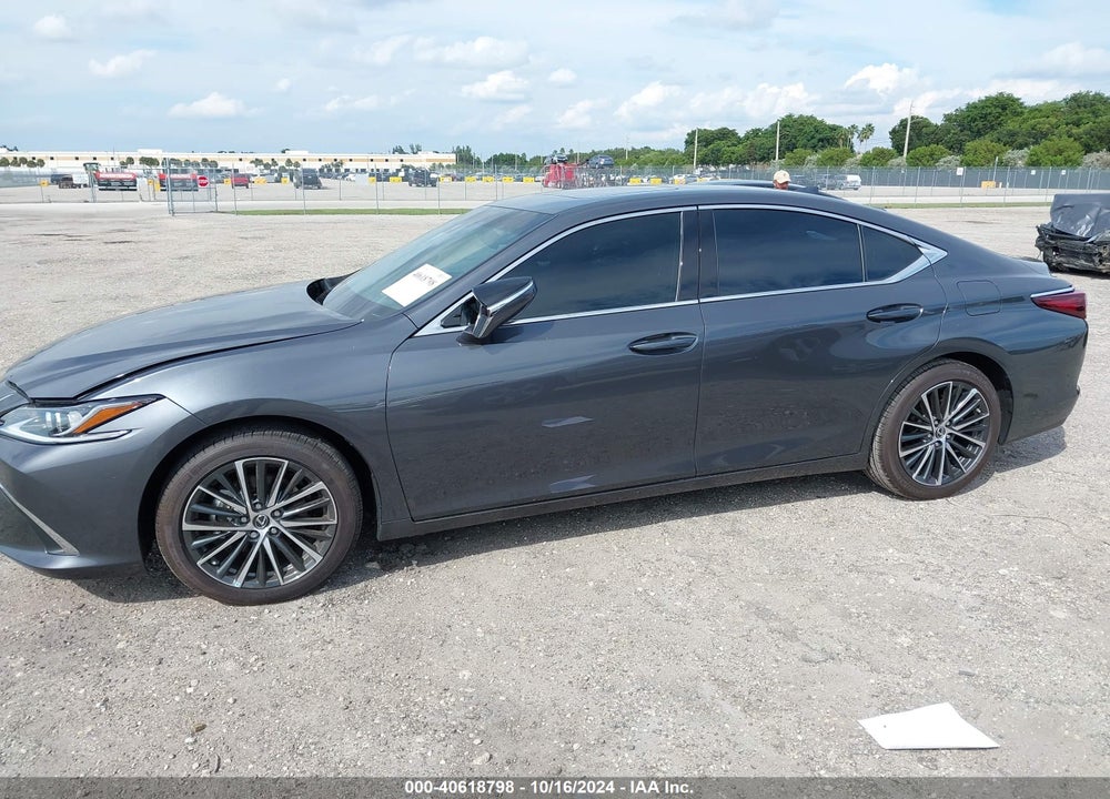 2024 LEXUS ES 350 VIN: 58ADZ1B13RU174173