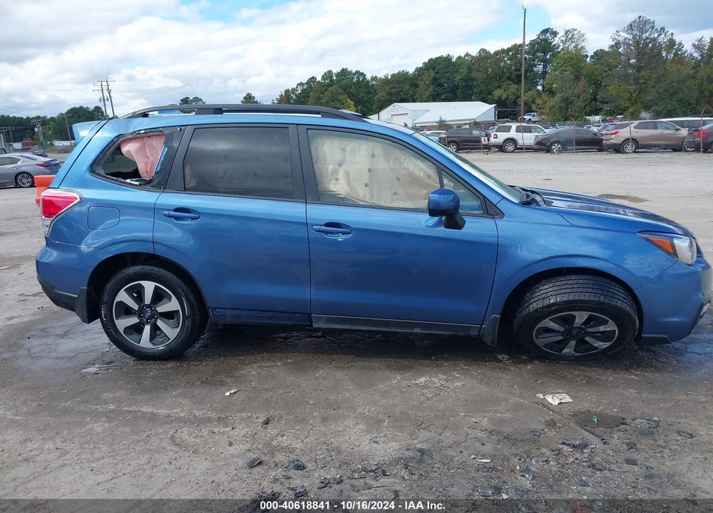 2018 SUBARU FORESTER 2.5I PREMIUM VIN: JF2SJAGC3JH455697