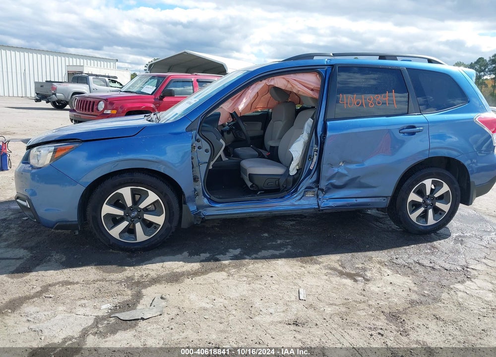 2018 SUBARU FORESTER 2.5I PREMIUM VIN: JF2SJAGC3JH455697