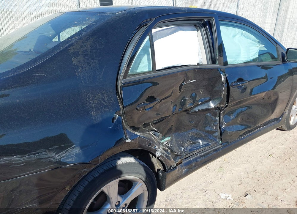 2011 TOYOTA COROLLA S VIN: 2T1BU4EE2BC638235