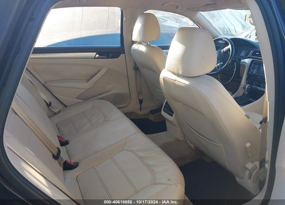 2013 VOLKSWAGEN PASSAT 2.5L SE VIN: 1VWBH7A39DC105611