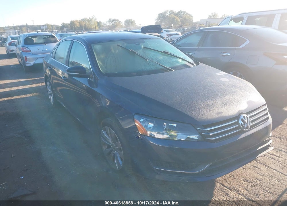 2013 VOLKSWAGEN PASSAT 2.5L SE VIN: 1VWBH7A39DC105611