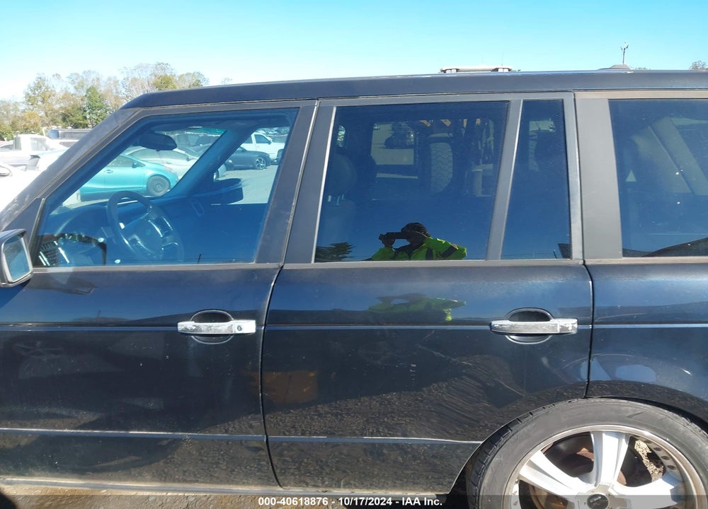 2005 LAND ROVER RANGE ROVER HSE VIN: SALME11445A186680