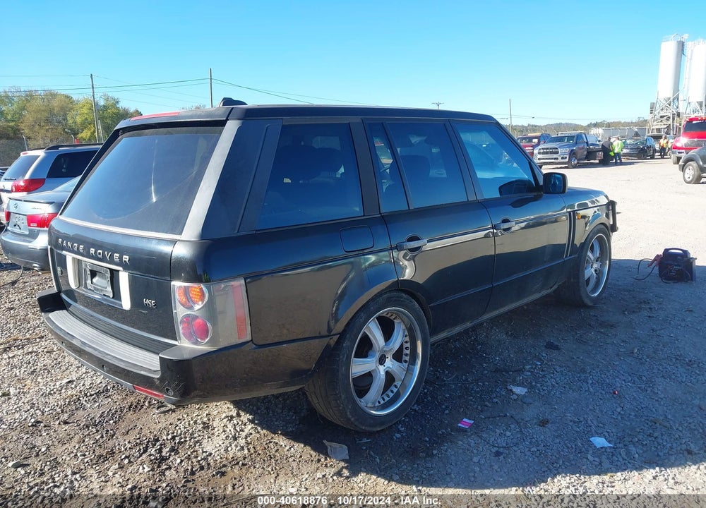 2005 LAND ROVER RANGE ROVER HSE VIN: SALME11445A186680