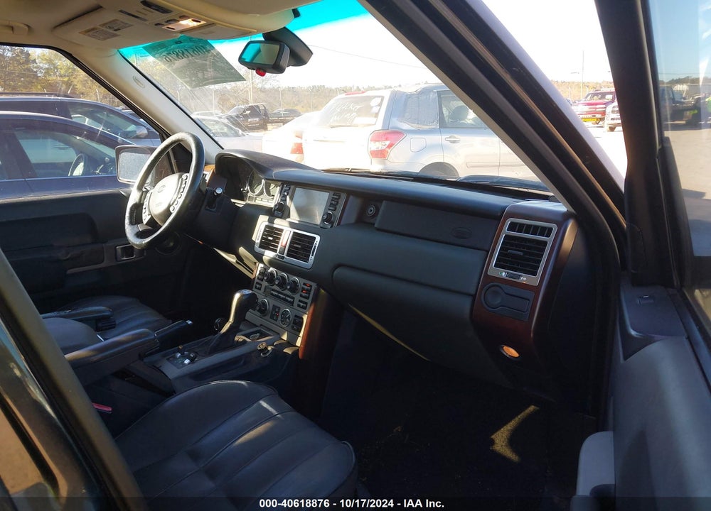 2005 LAND ROVER RANGE ROVER HSE VIN: SALME11445A186680