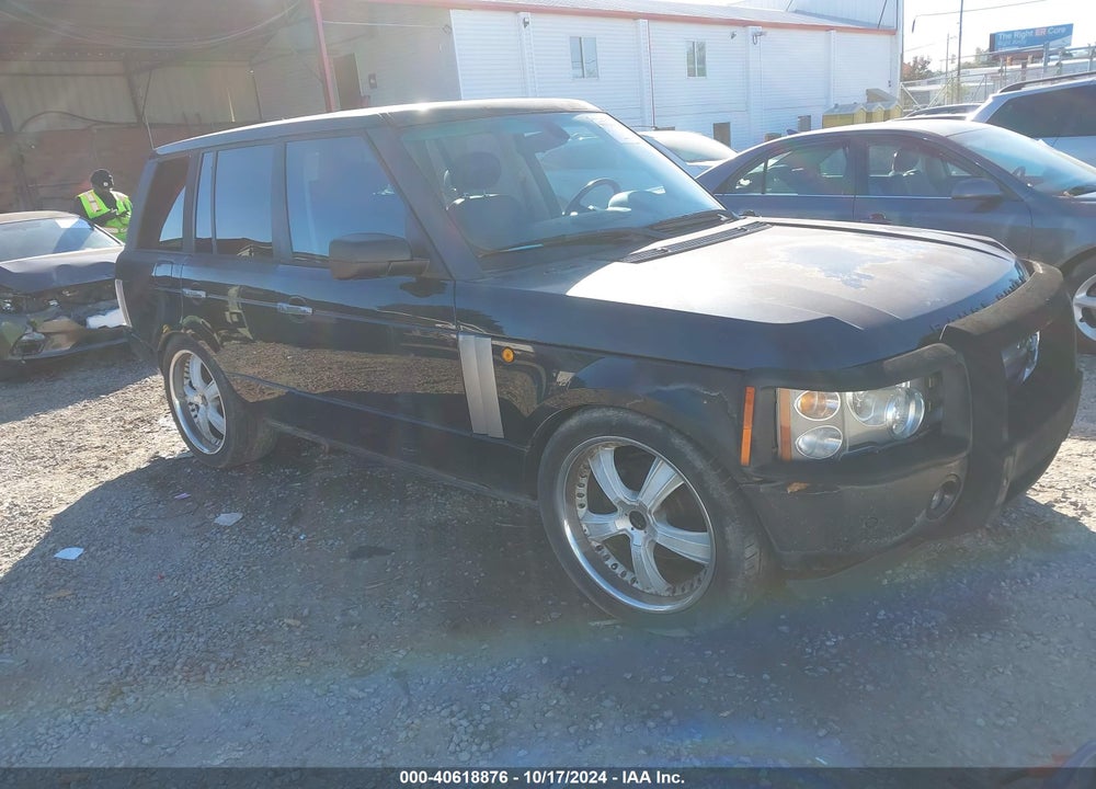 2005 LAND ROVER RANGE ROVER HSE VIN: SALME11445A186680