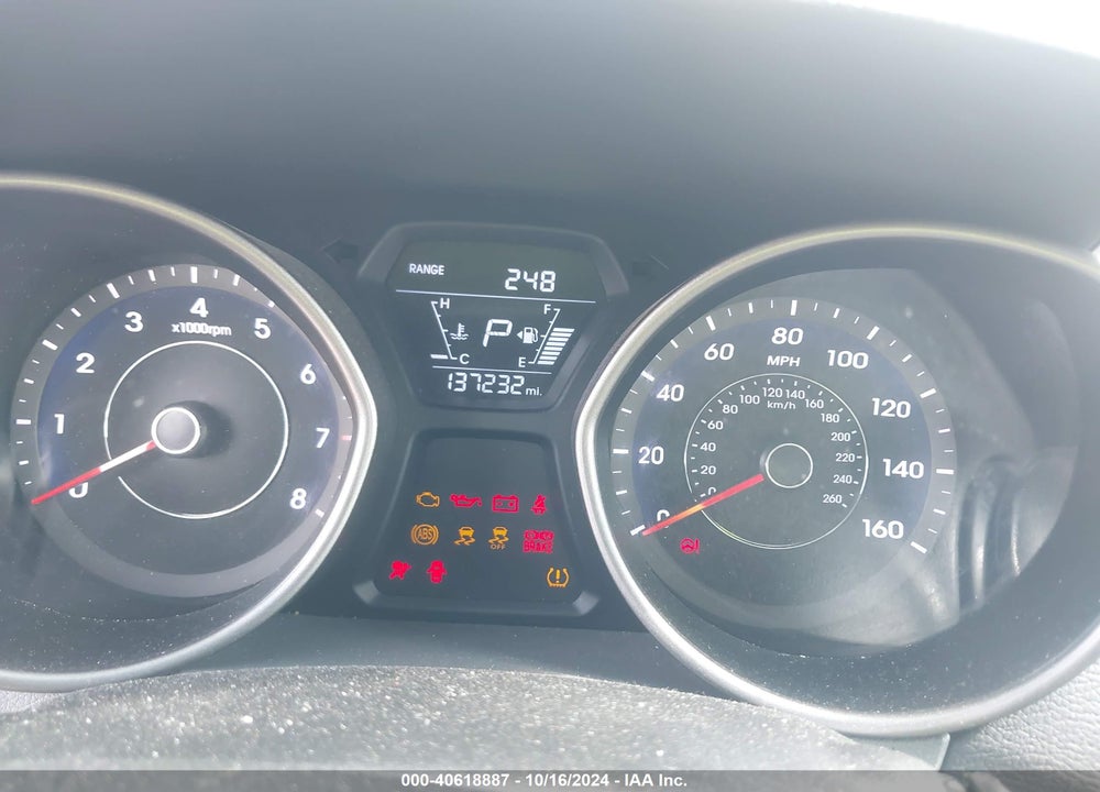 2015 HYUNDAI ELANTRA SE VIN: 5NPDH4AE3FH635107