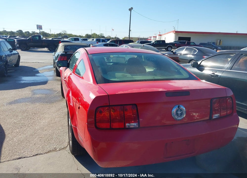 2005 FORD MUSTANG V6 DELUXE/V6 PREMIUM VIN: 1ZVFT80N555124073