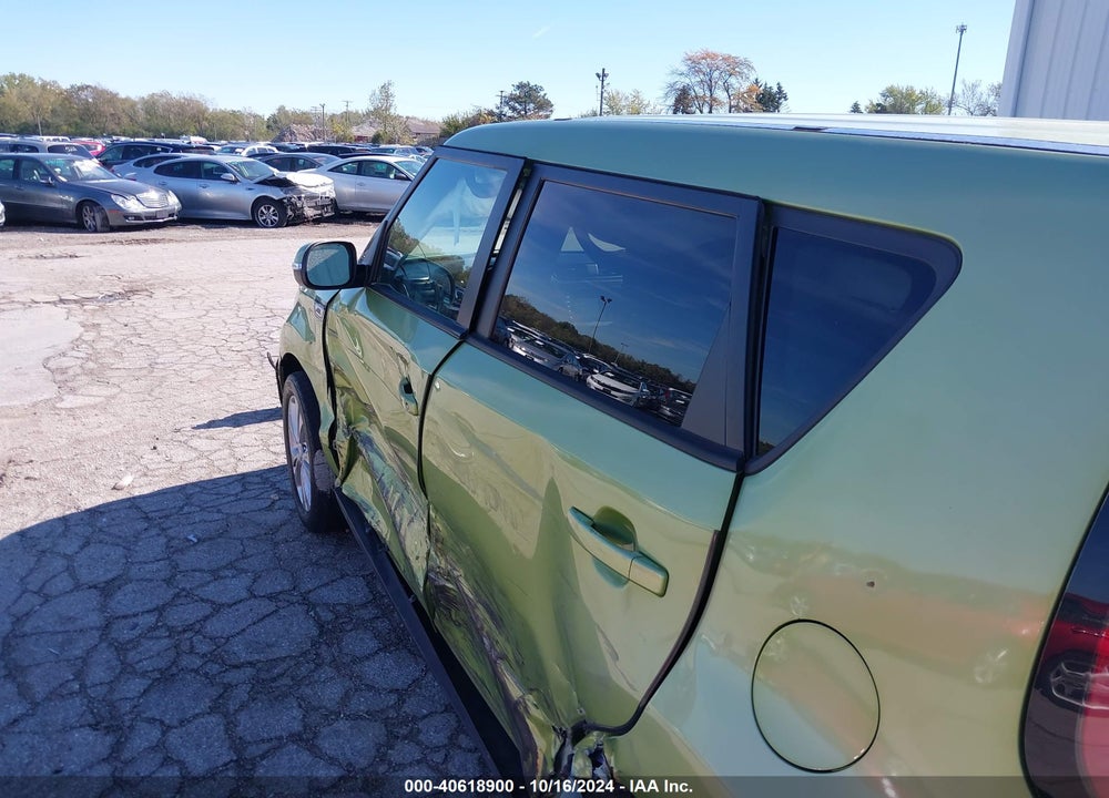 2014 KIA SOUL VIN: KNDJP3A53E7709631