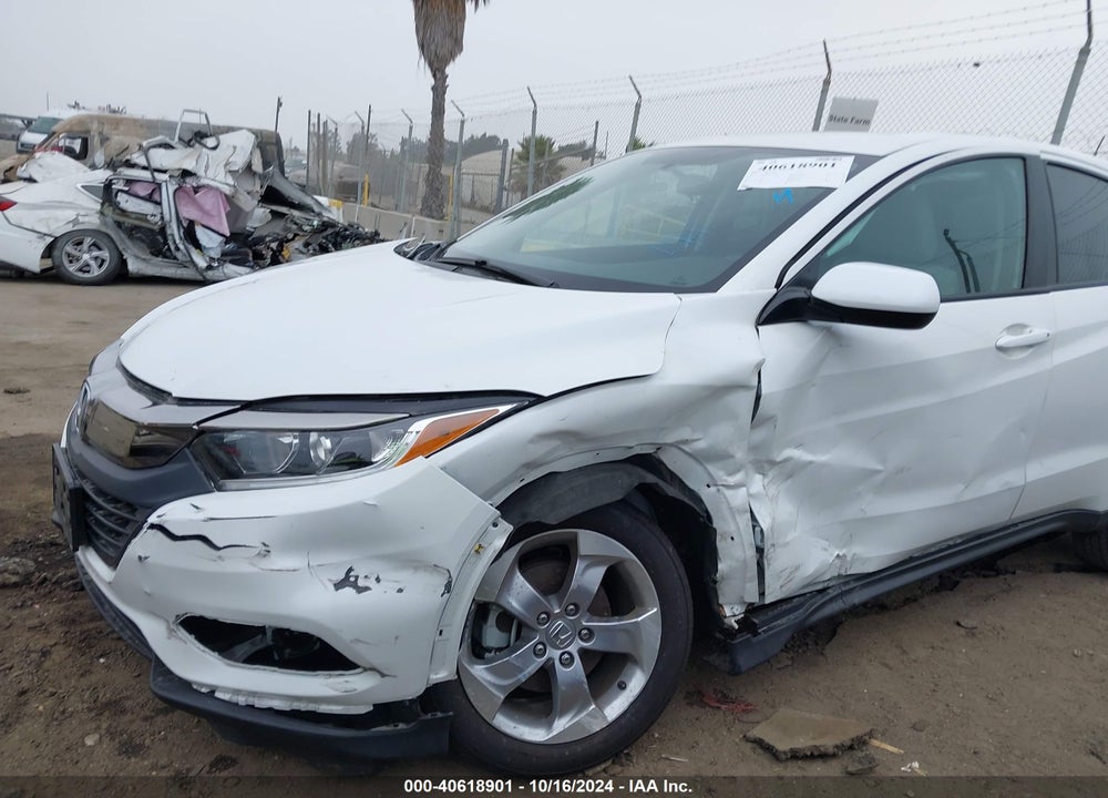 2021 HONDA HR-V 2WD LX VIN: 3CZRU5H30MM732018