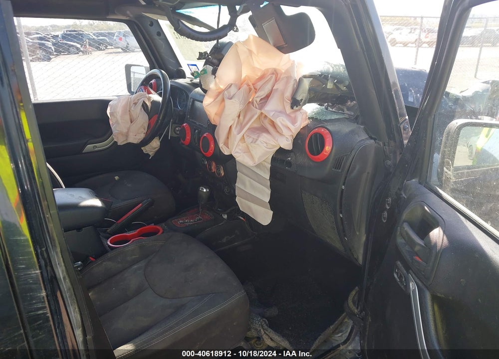 2014 JEEP WRANGLER UNLIMITED RUBICON VIN: 1C4HJWFG3EL326145
