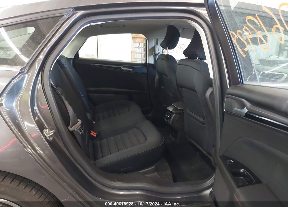 2016 FORD FUSION SE VIN: 3FA6P0H70GR159169
