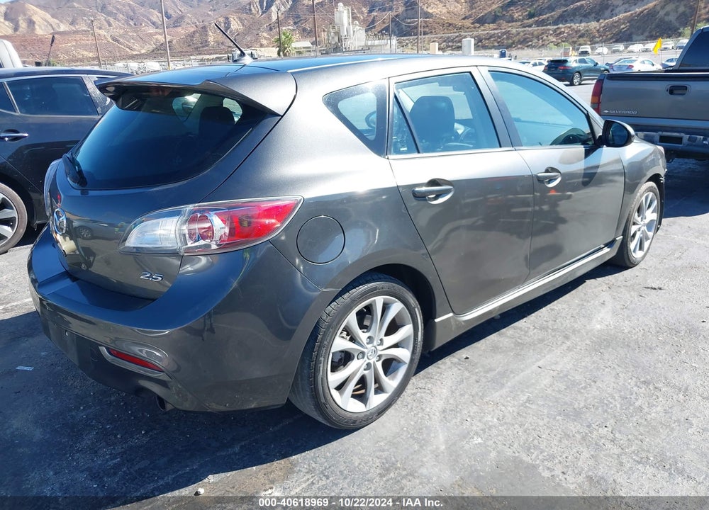 2011 MAZDA 3 S SPORT VIN: JM1BL1K51B1393762