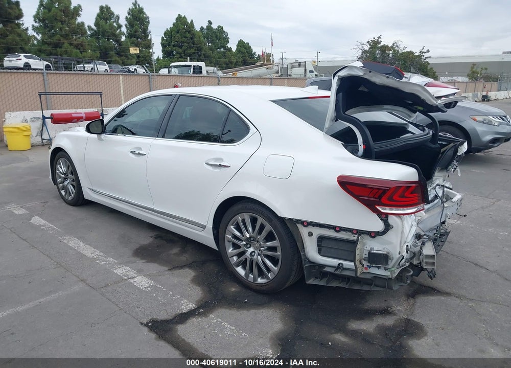 2017 LEXUS LS 460 VIN: JTHBL5EF2H5144477