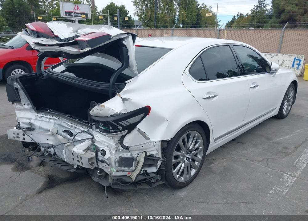 2017 LEXUS LS 460 VIN: JTHBL5EF2H5144477