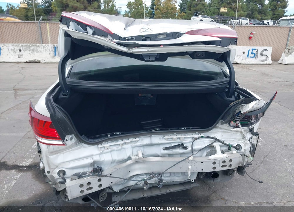 2017 LEXUS LS 460 VIN: JTHBL5EF2H5144477