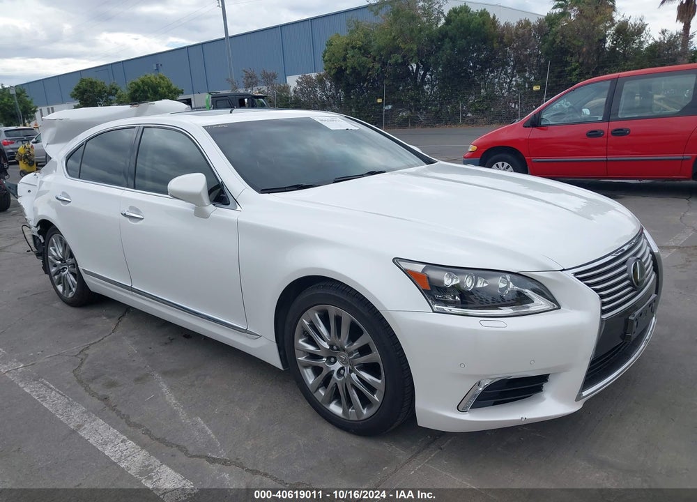 2017 LEXUS LS 460 VIN: JTHBL5EF2H5144477